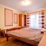 Cudzichowka Bed & Breakfast