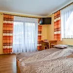 Bed & Breakfast Cudzichowka 3*