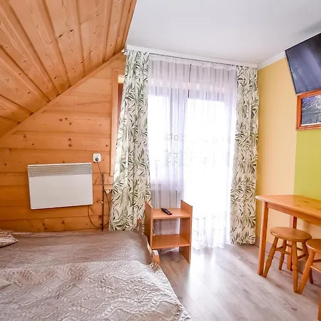 Cudzichowka Bed & Breakfast