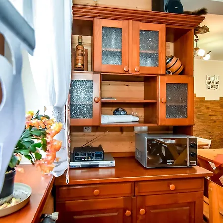 Cudzichowka Bed & Breakfast 2*