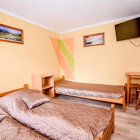 Cudzichowka 住宿加早餐酒店