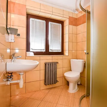 Bed & Breakfast Cudzichowka 2*