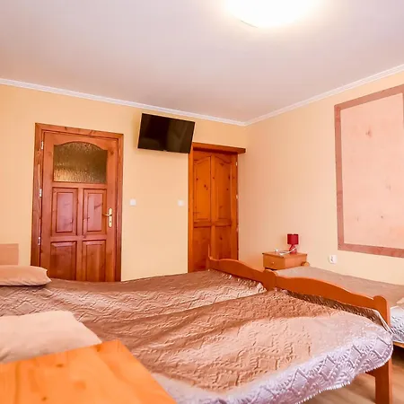 Cudzichowka Bed & Breakfast 2*