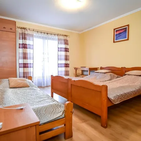 Bed & Breakfast Cudzichowka 2*