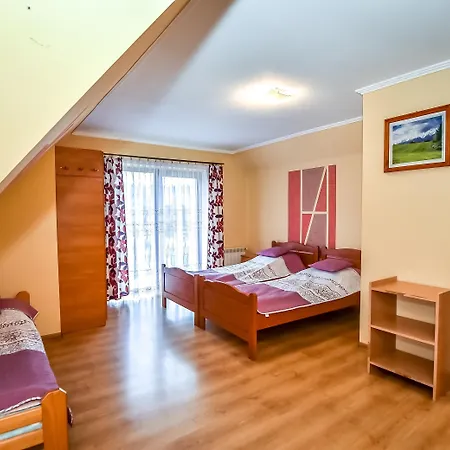 Cudzichowka Bed & Breakfast