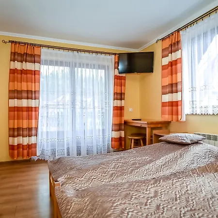 Bed & Breakfast Cudzichowka 3*
